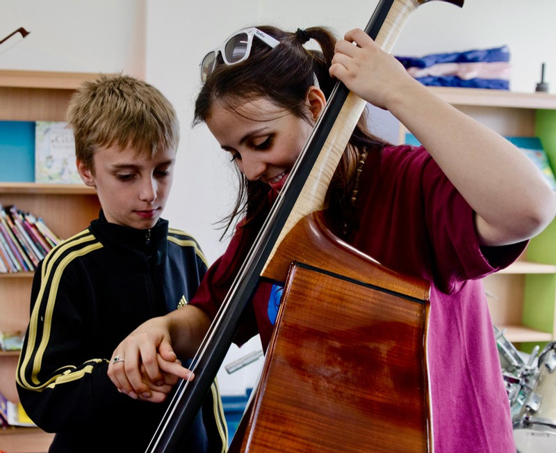 cello-learning-together